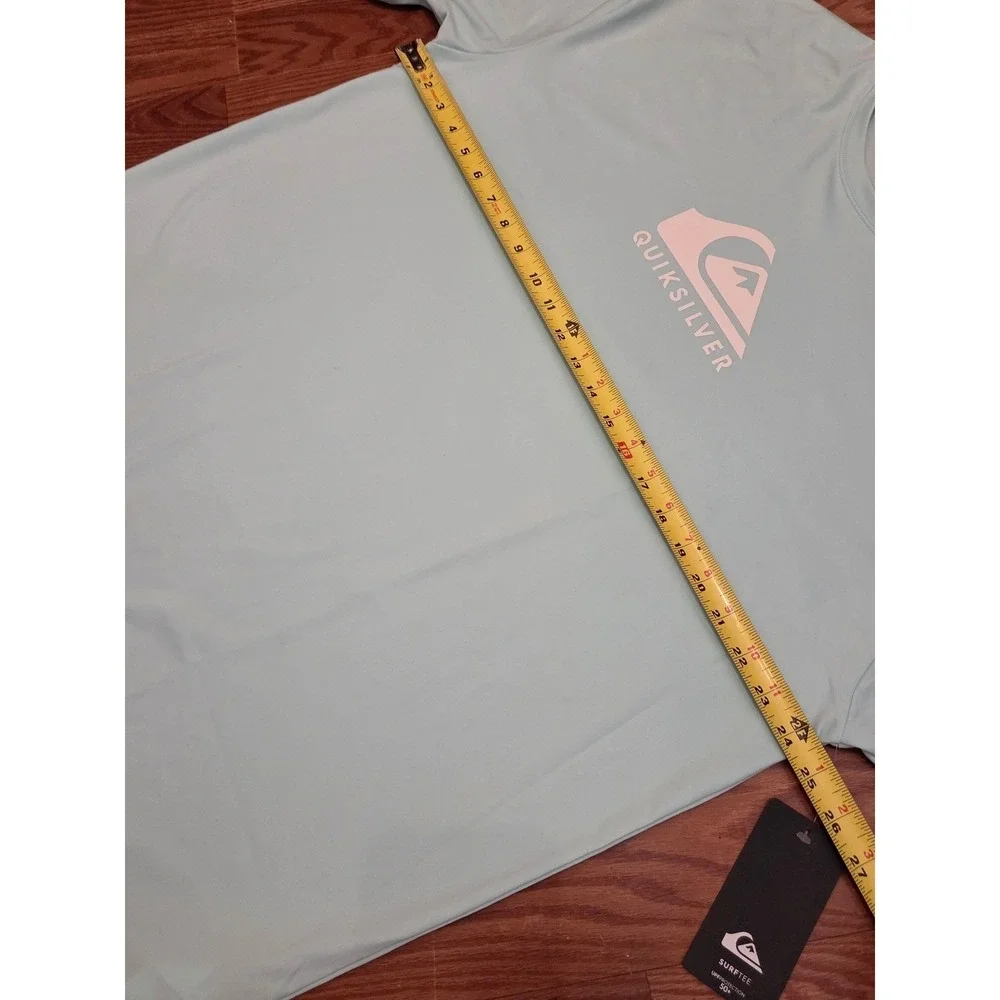 Quiksilver Mens‎ XXL Surf Tee Rash Guard UPF 50+ Light Blue Short Sleeve Shirt